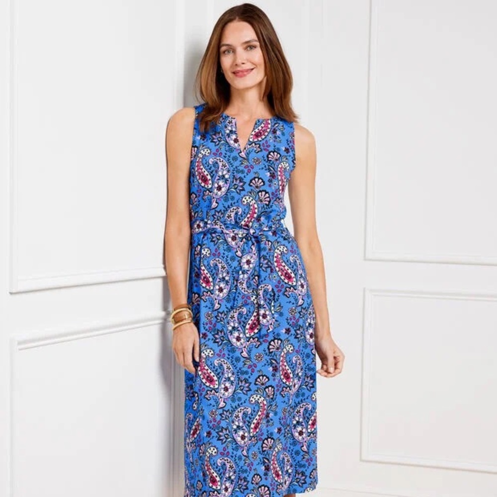 Easy-care, easy-wear jersey fabric in a beautiful shade of blue.
